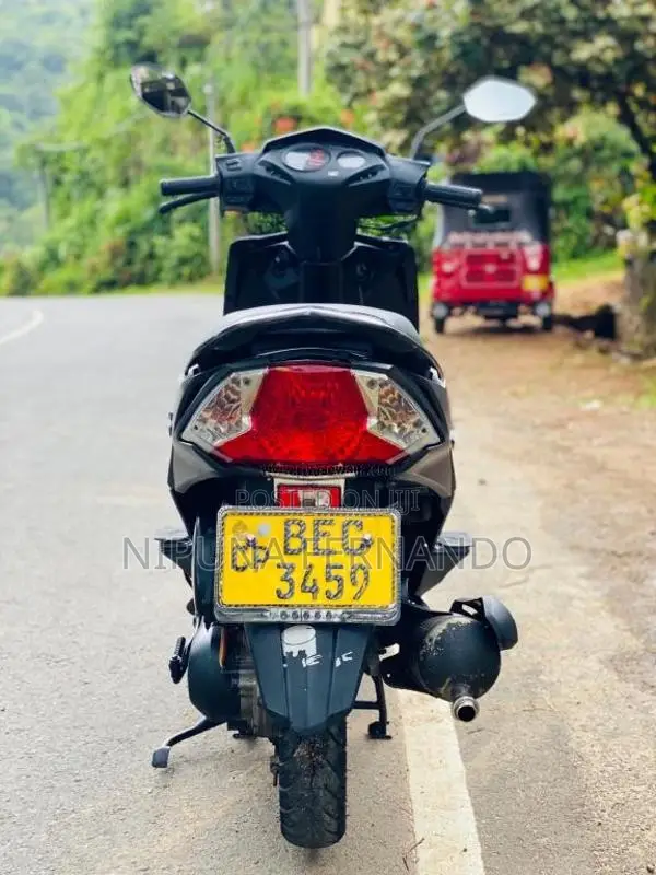 Honda Dio 2016 Motorbike (Used)