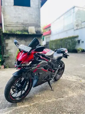 Yamaha R15 2019 Motorbike (Used)