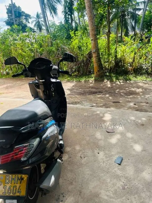 Hero Maestro Edge 2019 Motorbike (Used)