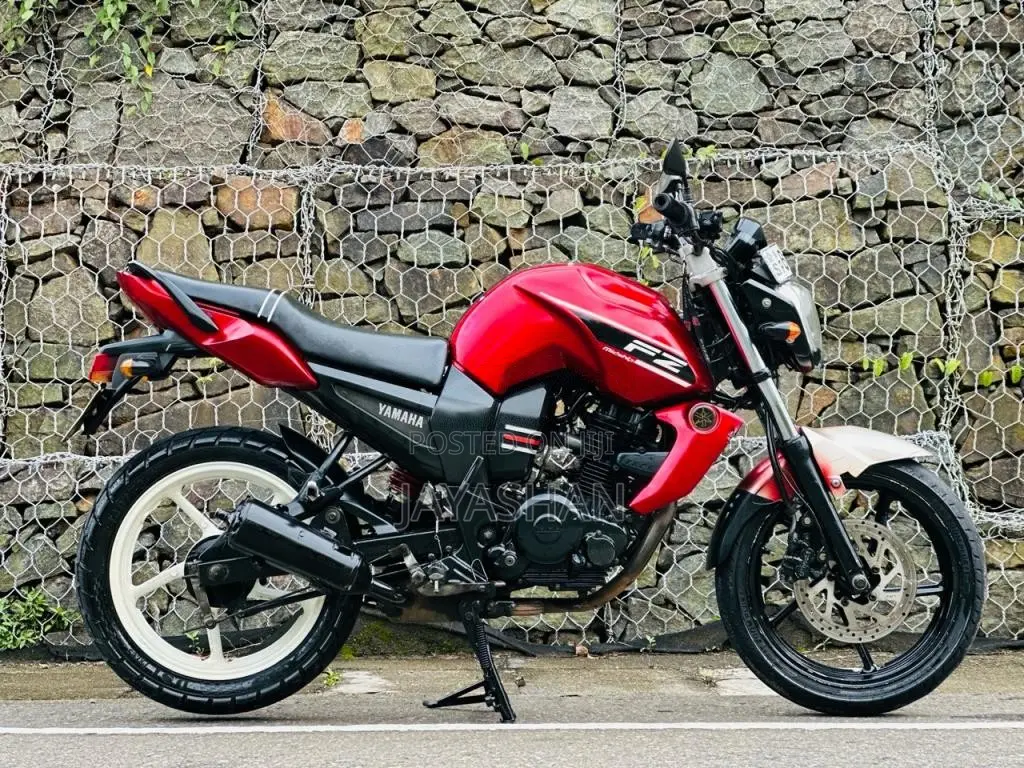 Yamaha FZ 2015 Motorbike (Used)