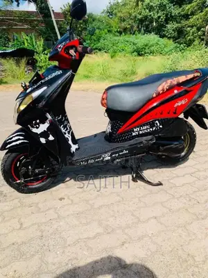 Honda Dio 2012 Motorbike (Used)