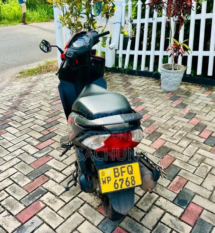 Honda Dio 2017 Motorbike (Used)