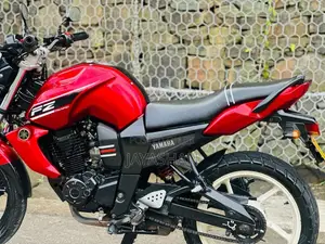 Yamaha FZ 2015 Motorbike (Used)