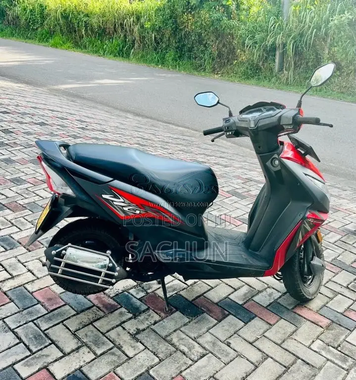 Honda Dio 2017 Motorbike (Used)