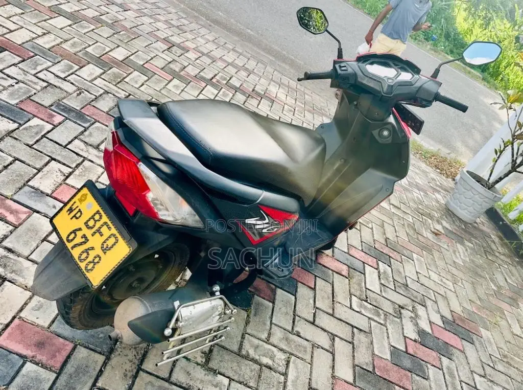 Honda Dio 2017 Motorbike (Used)