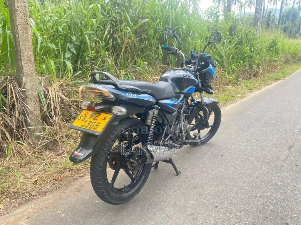 Bajaj DISCOVER 100 2011 Motorbike (Used)