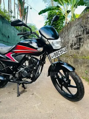 Honda Dream Yuga 2015 Motorbike (Used)