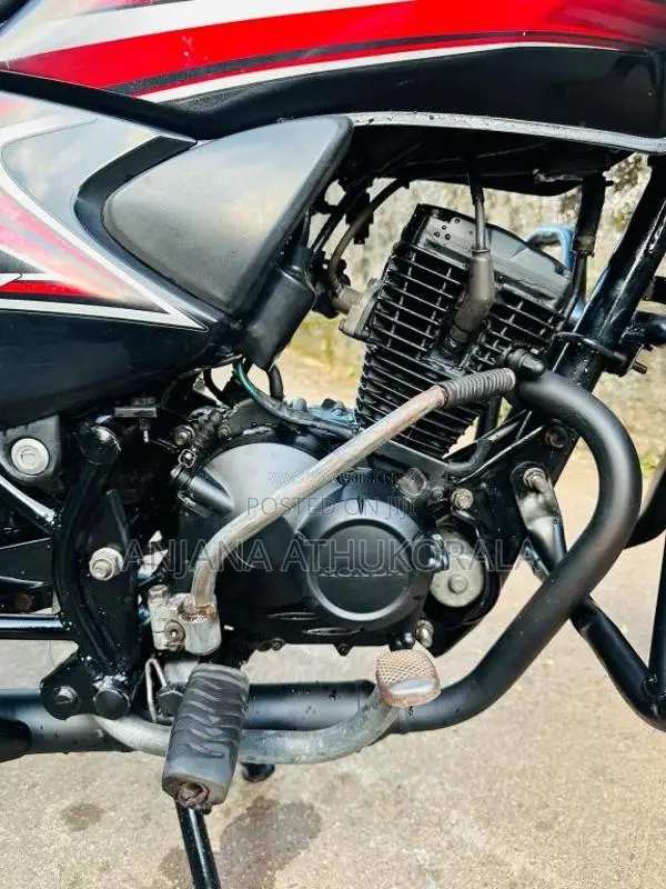 Honda Dream Yuga 2015 Motorbike (Used)