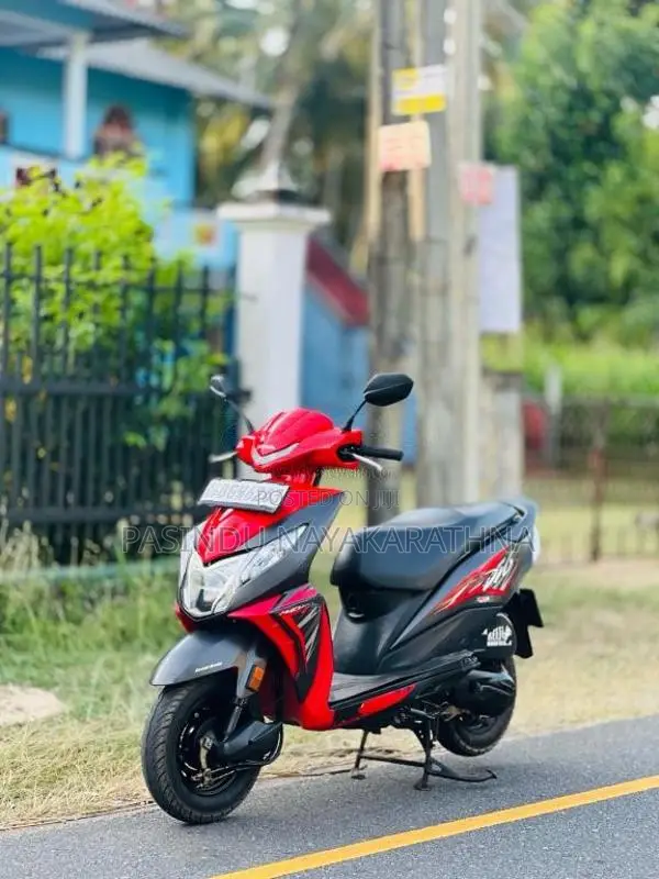 Honda Dio 2018 Motorbike (Used)