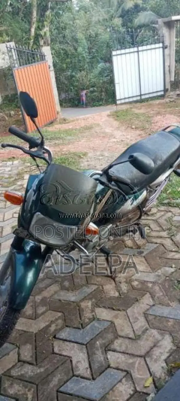 TVS Victor 2004 Motorbike (Used)