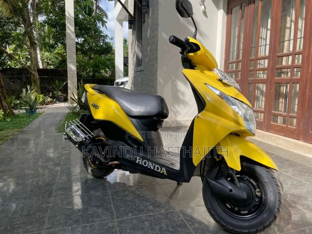 Honda Dio 2014 Motorbike (Used)