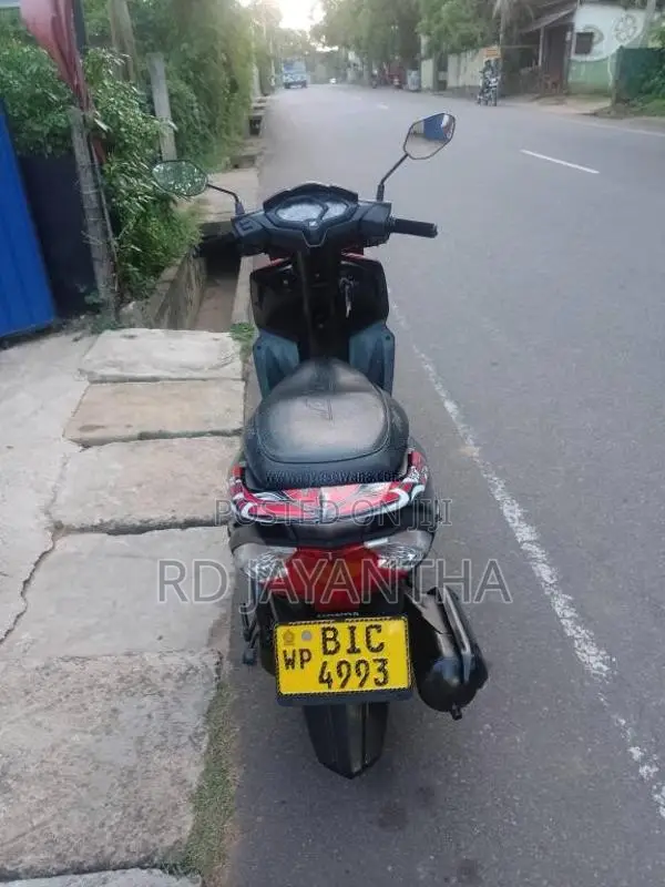 Honda Dio 2019 Motorbike (Used)