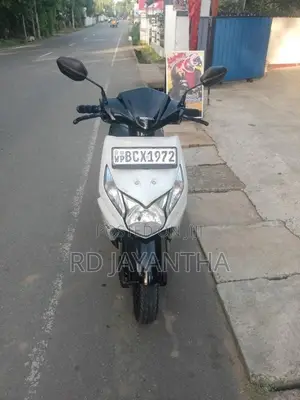 Honda Dio 2015 Motorbike (Used)