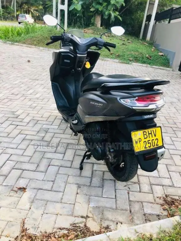 Suzuki BURGMAN 2019 Motorbike (Used)