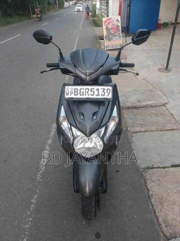 Honda Dio 2018 Motorbike (Used)