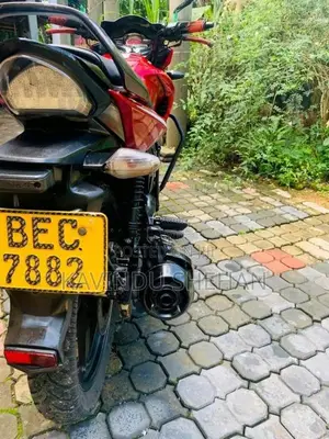 Hero Hunk 2016 Motorbike (Used)