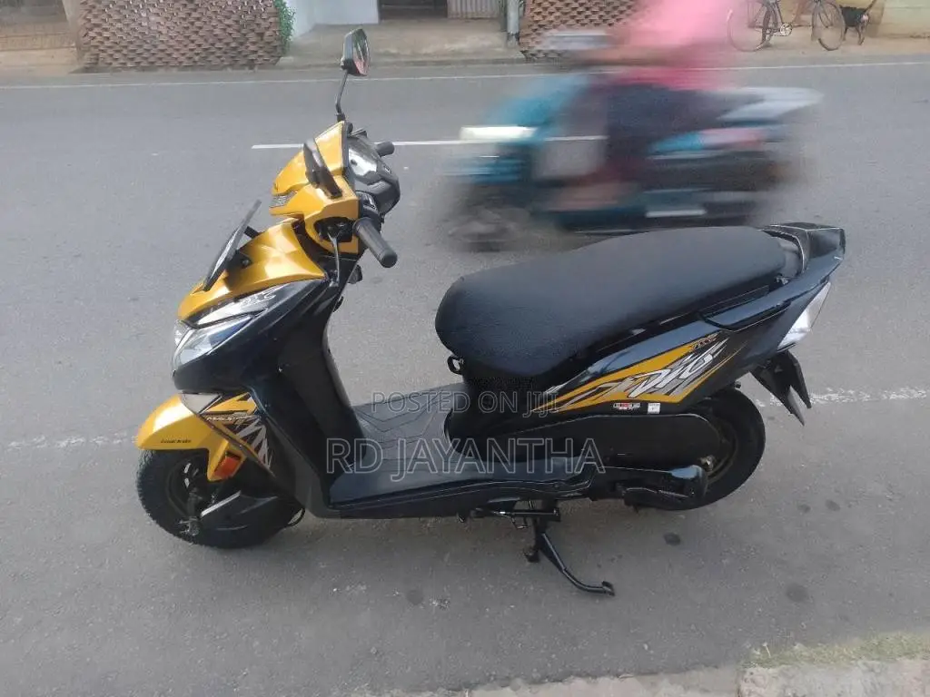 Honda Dio 2019 Motorbike (Used)