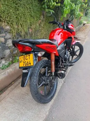 Hero-Honda Twister 2015 Motorbike (Used)