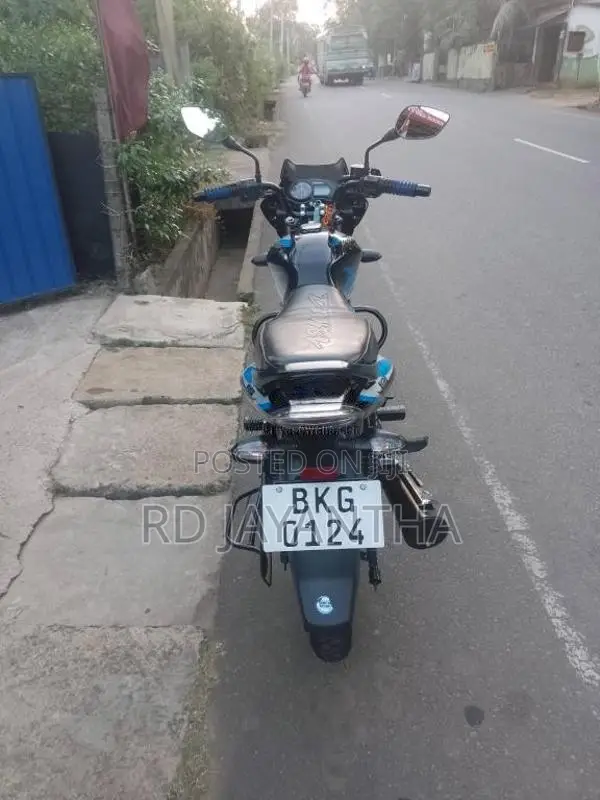 Bajaj Discover 2026 Motorbike (Used)