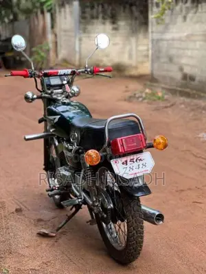Yamaha Rx100 1990 Motorbike (Used)