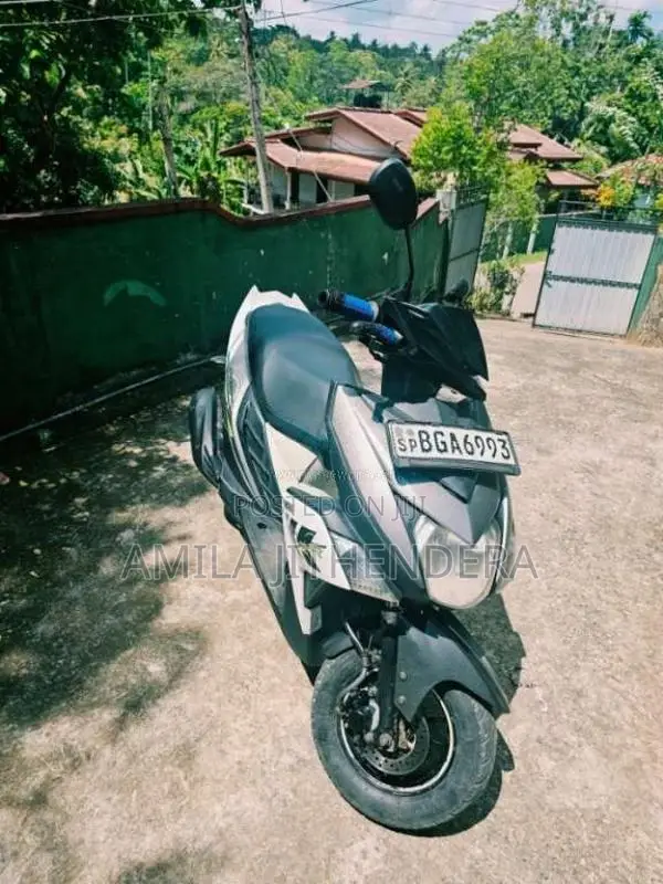 Yamaha Ray ZR 2017 Motorbike (Used)