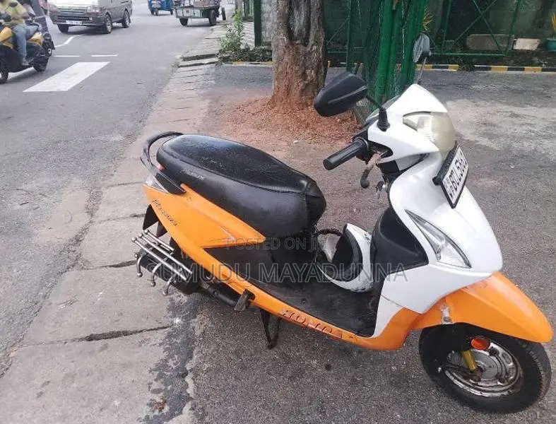 Hero Pleasure 2015 Motorbike (Used)