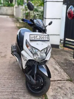 Honda Dio 2015 Motorbike (Used)