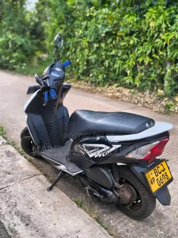 Honda Dio 2015 Motorbike (Used)