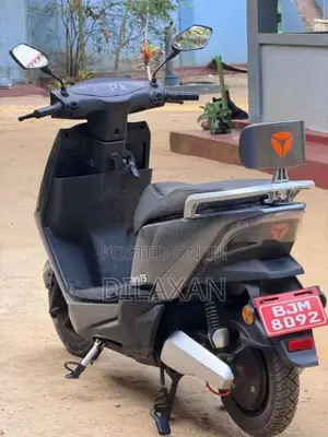 Yadea T5 2025 Motorbike (Used)