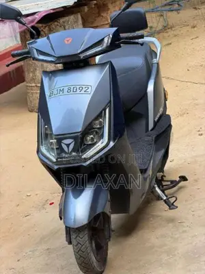 Yadea T5 2025 Motorbike (Used)