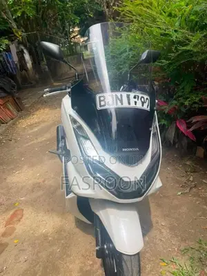 Honda Japan 2023 Motorbike (Used)