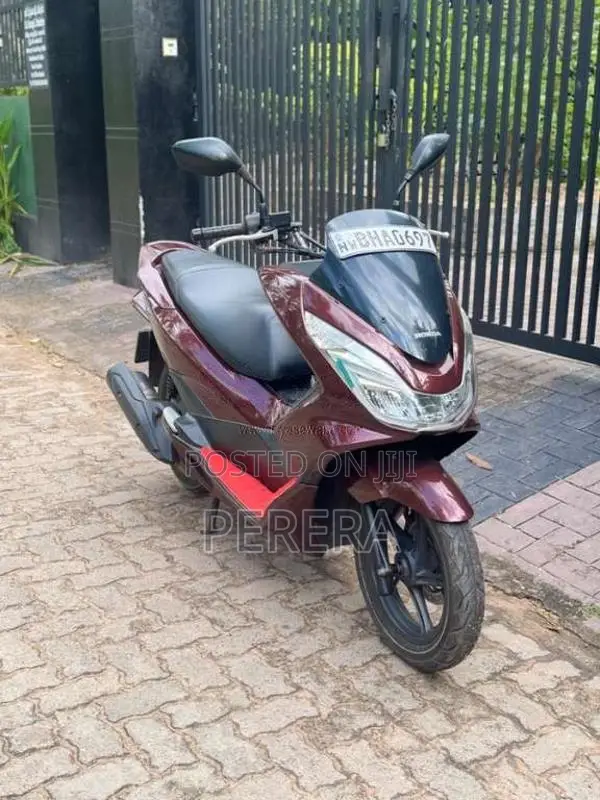 Honda Pcx 2017 Motorbike (Used)