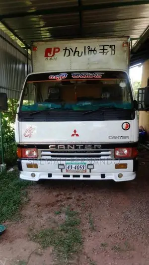 Mitsubishi Canter 1992 Lorry (Used)