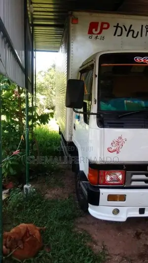 Mitsubishi Canter 1992 Lorry (Used)