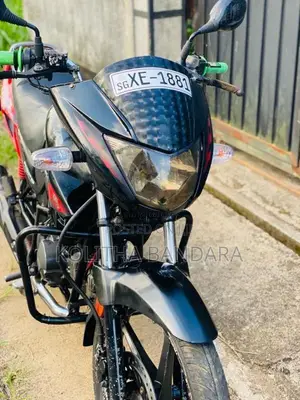 Hero-Honda Glamour 2011 Motorbike (Used)