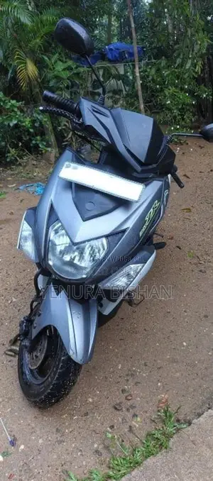 Yamaha Ray Zr 2016 Motorbike (Used)