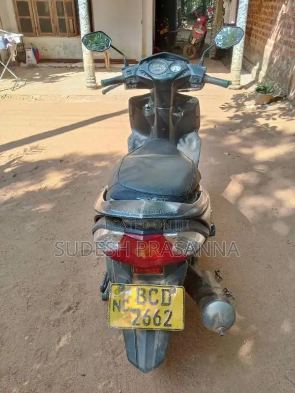 Honda Dio 2015 Motorbike (Used)