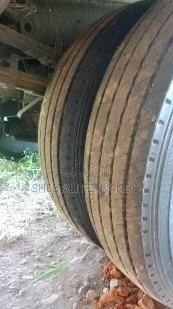 Mitsubishi Canter 1992 Lorry (Used)