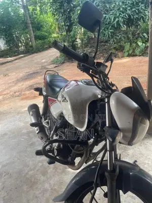 Bajaj V15 2016 Motorbike (Used)