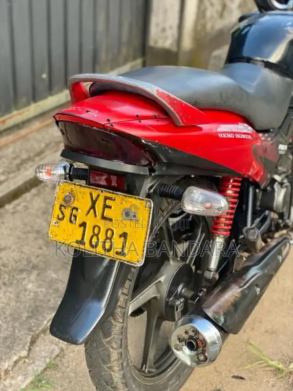 Hero-Honda Glamour 2011 Motorbike (Used)