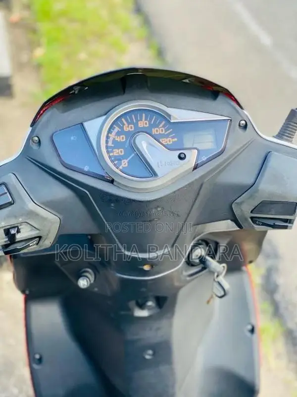 Hero Dash 2015 Motorbike (Used)