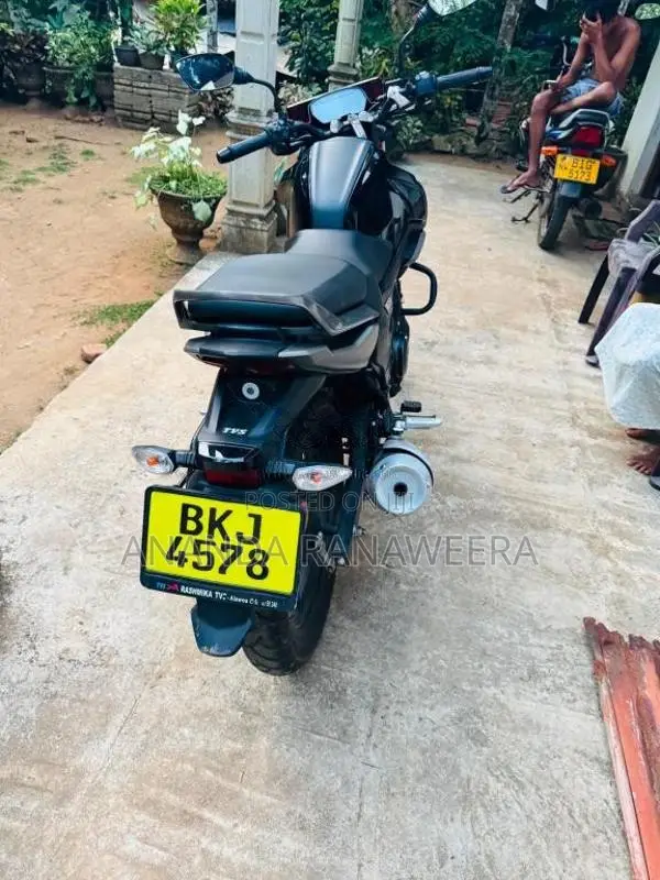 TVS Raider 2025 Motorbike (Used)