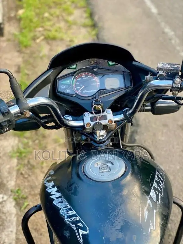 Hero-Honda Glamour 2011 Motorbike (Used)
