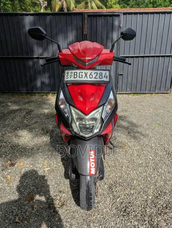Honda Dio 2018 Motorbike (Used)