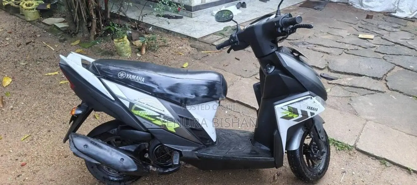 Yamaha Ray Zr 2016 Motorbike (Used)