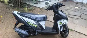 Yamaha Ray Zr 2016 Motorbike (Used)