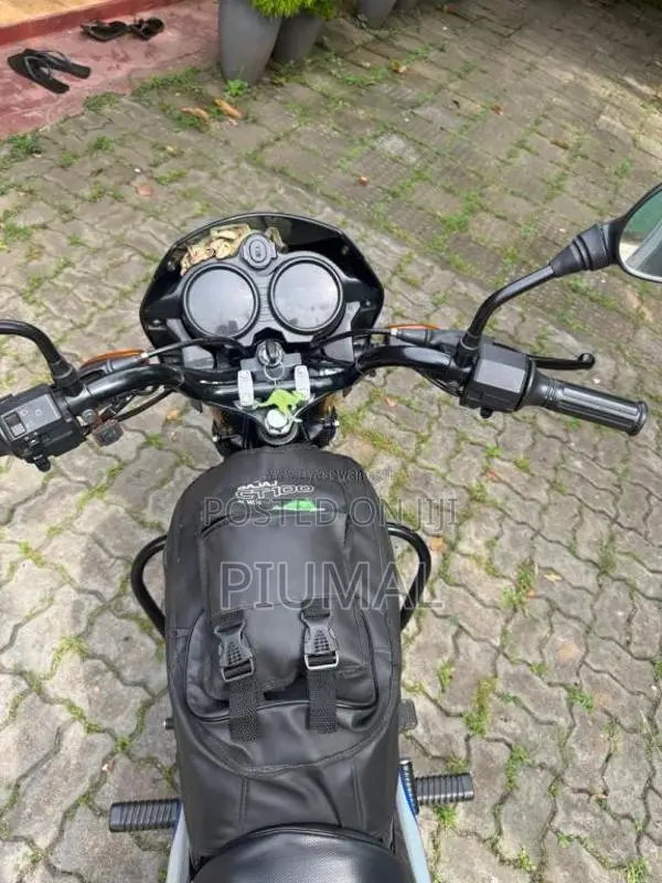 Bajaj CT-100 2025 Motorbike (Used)
