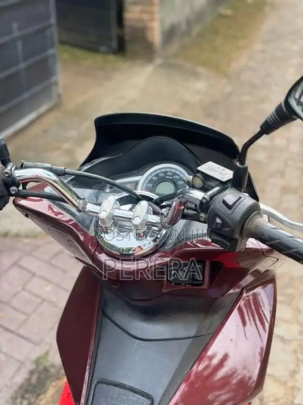 Honda Pcx 2017 Motorbike (Used)