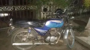 Bajaj Boxer 2001 Motorbike (Used)