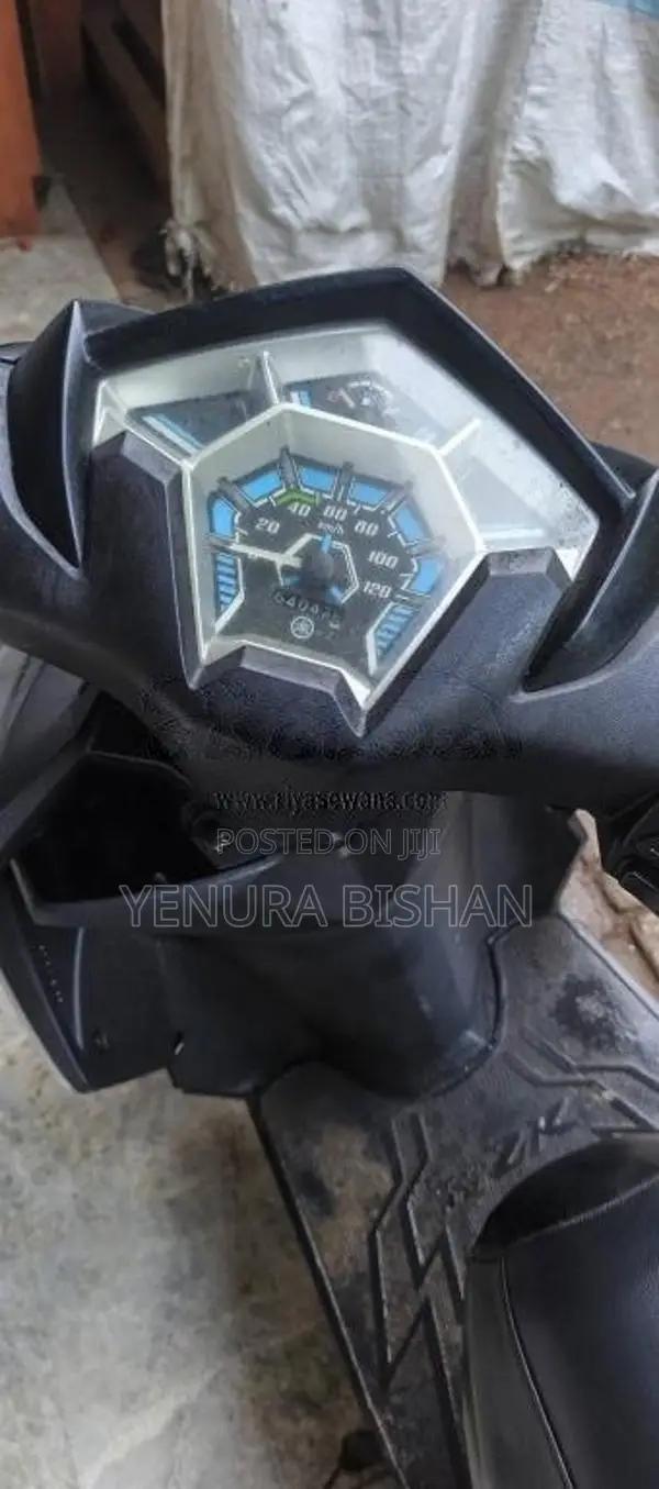 Yamaha Ray Zr 2016 Motorbike (Used)